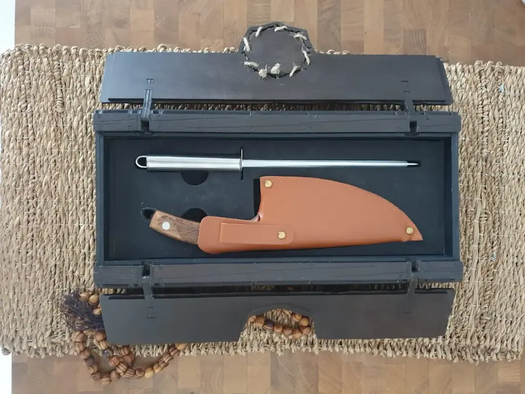 Cheetah Knife Box Set
