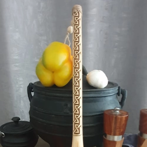 Carved Wooden Spoon - 40cm (Celtic Chain)
